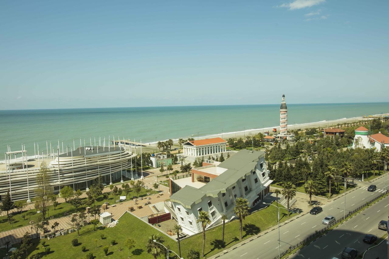 Apartment In Batumi Exteriör bild